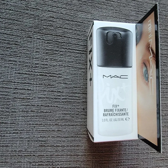 MAC Prep + Prime Fix Plus Sized To Go Mini Mist Setting Spray 1oz 30ml - Picture 6 of 8